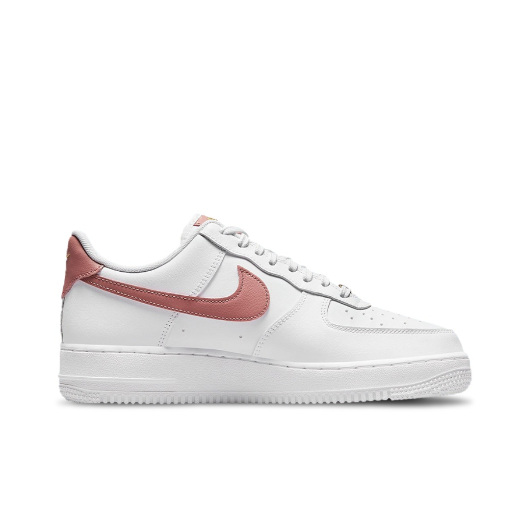 Nike Air Force 1 'O7 Essential - Men Shoes Essentials 评论和价格