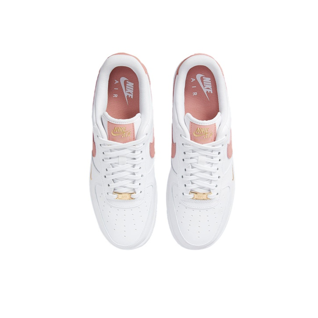 Nike Air Force 1 'O7 Essential - Men Shoes Essentials 评论和价格